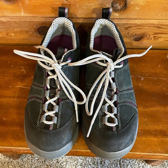 Chaco Torian bulloo hiking shoes Size 6.5 - Picture 2 of 6